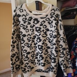 3 for $10 JustFab Leopard Print Sweater Size XXL